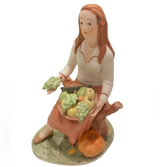 Vintage Laszlo Ispanky Figurine AUTUMN Lady Girl Four Seasons Porcelain Fairy - Picture 1 of 9